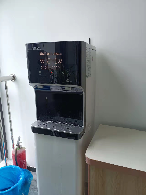 昆山企業(yè)增購商用凈水機,工廠車間凈水器！